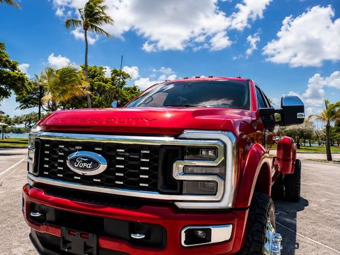 Used 2024 Ford F450 Limited w/ FX4 Off-Road Package AWD/4WD image 2