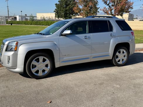 Used 2014 GMC Terrain Denali image 4