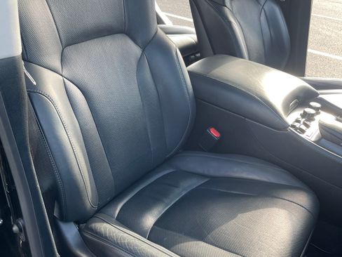 Used 2018 Lexus LX 570 4WD image 16