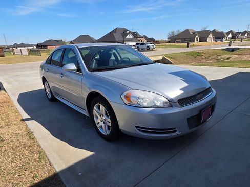 Used 2012 Chevrolet Impala LT w/ LT Sunroof Package image 1