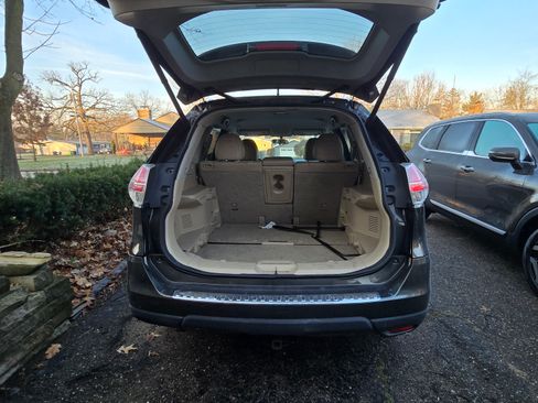 Used 2014 Nissan Rogue SL image 1