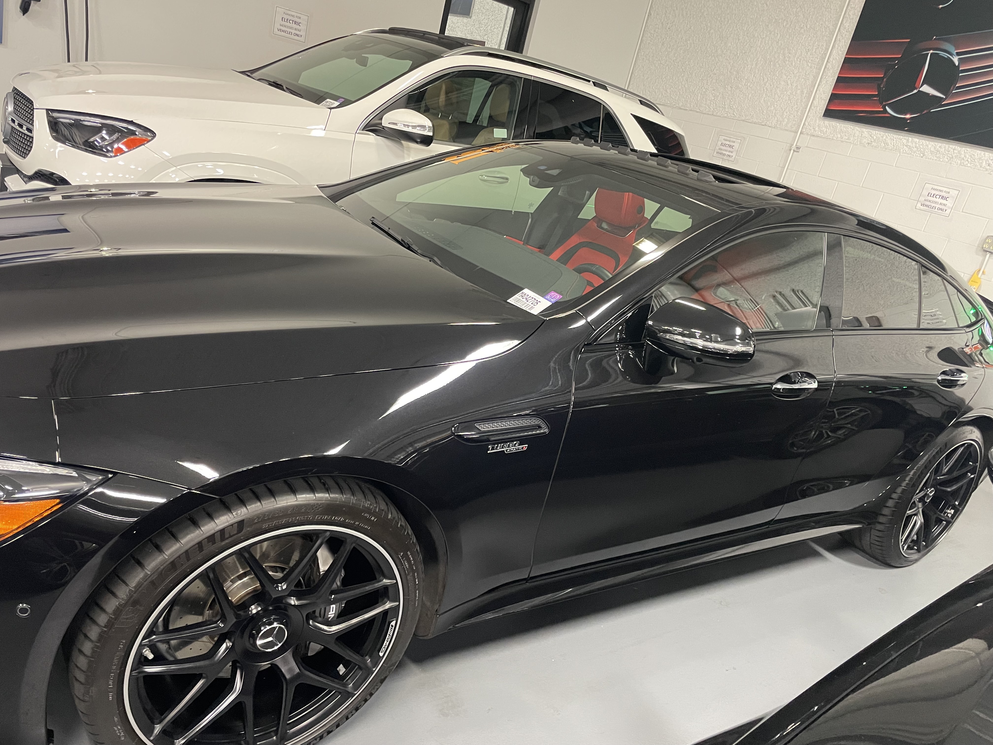 Used 2021 Mercedes-Benz AMG GT 43 image 9