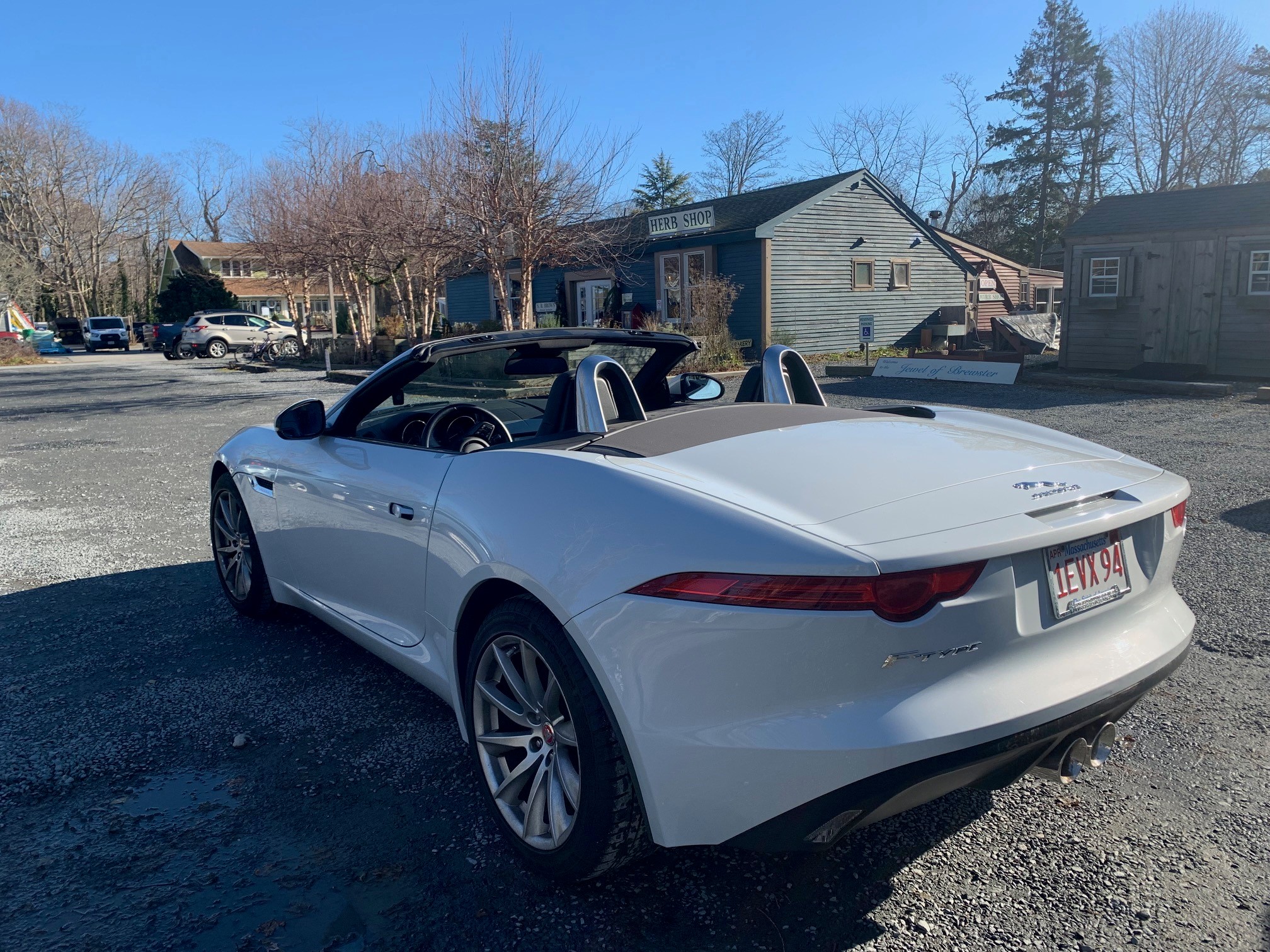 Used 2016 Jaguar F-TYPE Convertible RWD image 6