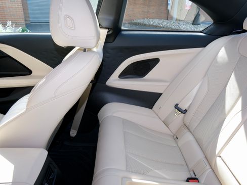 Used 2023 BMW 230i Coupe w/ Premium Package RWD image 27