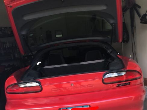 Used 1993 Chevrolet Camaro Z28 RWD image 6