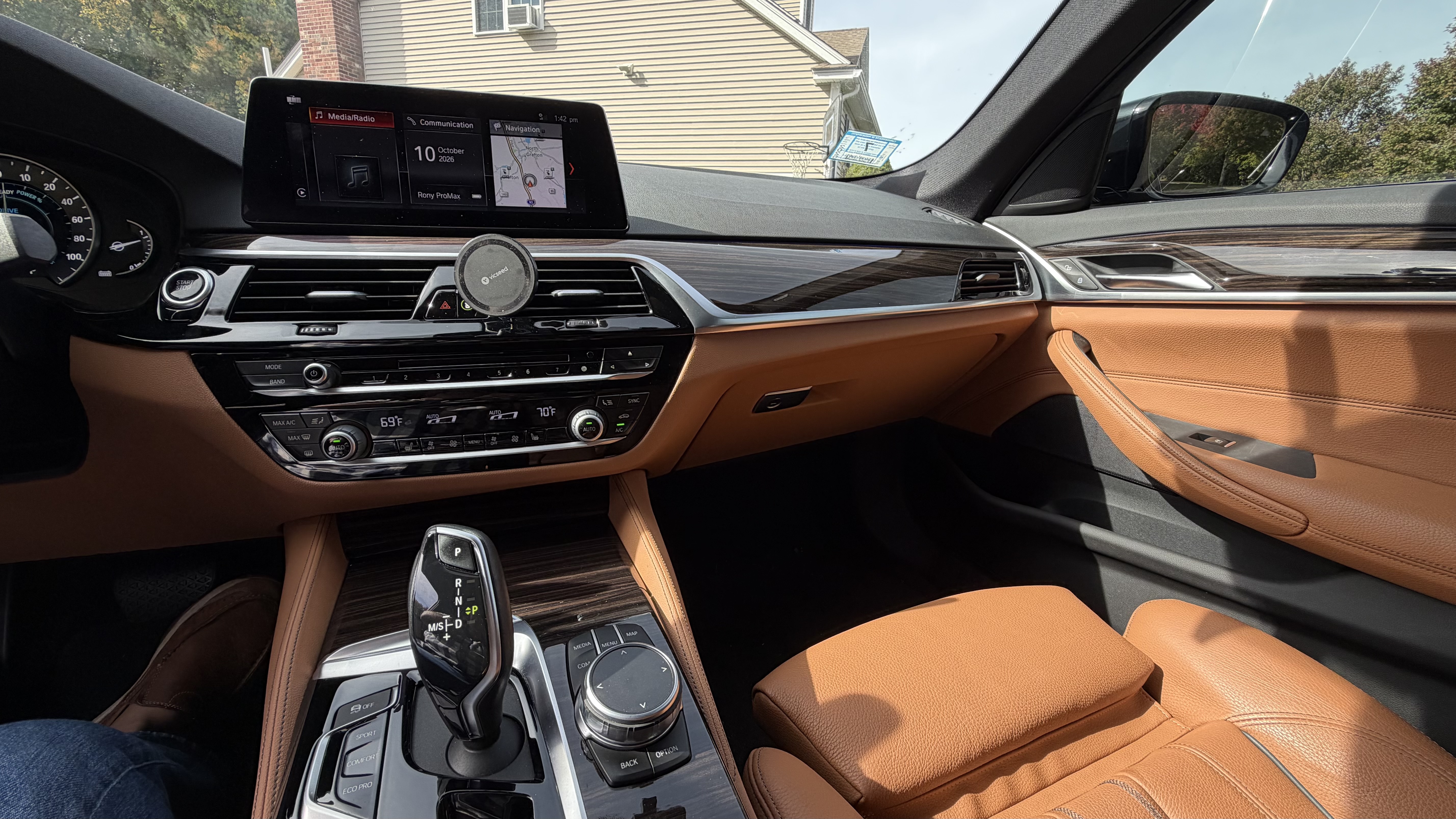 Used 2019 BMW 530e xDrive AWD/4WD image 14