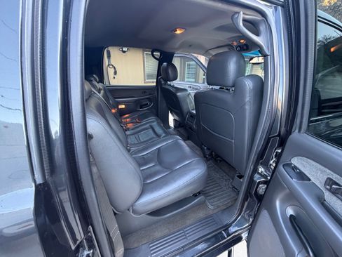 Used 2003 GMC Sierra 2500 SLT w/ SLT Preferred Equipment Group image 10