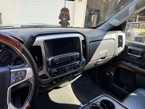 Used 2017 GMC Sierra 1500 SLT w/ SLT Premium Package image 15