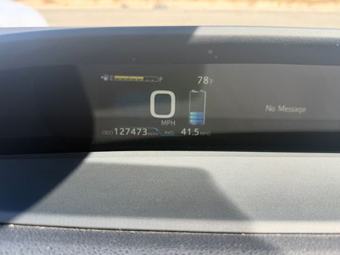 Used 2019 Toyota Prius LE w/ Carpet Mat Package FWD image 9