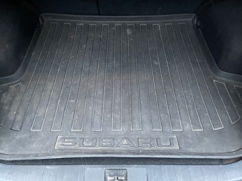 Used 2013 Subaru Outback 2.5i Premium w/ All-Weather Pkg AWD/4WD image 15