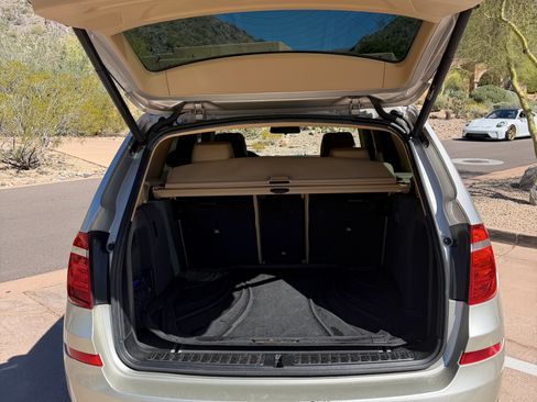 Used 2017 BMW X3 sDrive28i image 8