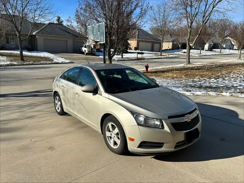Used 2013 Chevrolet Cruze LT image 1
