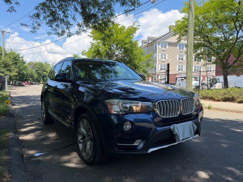 Used 2016 BMW X3 xDrive28i AWD/4WD image 9