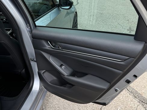 Used 2021 Honda Accord Sport image 27