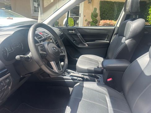 Used 2018 Subaru Forester 2.5i Touring w/ Popular Package #2 AWD/4WD image 11