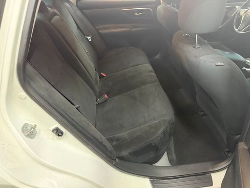 Used 2015 Nissan Altima 2.5 S w/ Special Edition Package image 12