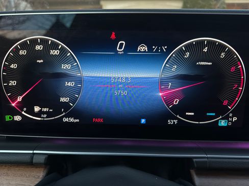 Used 2025 Mercedes-Benz GLS 450 4MATIC image 17