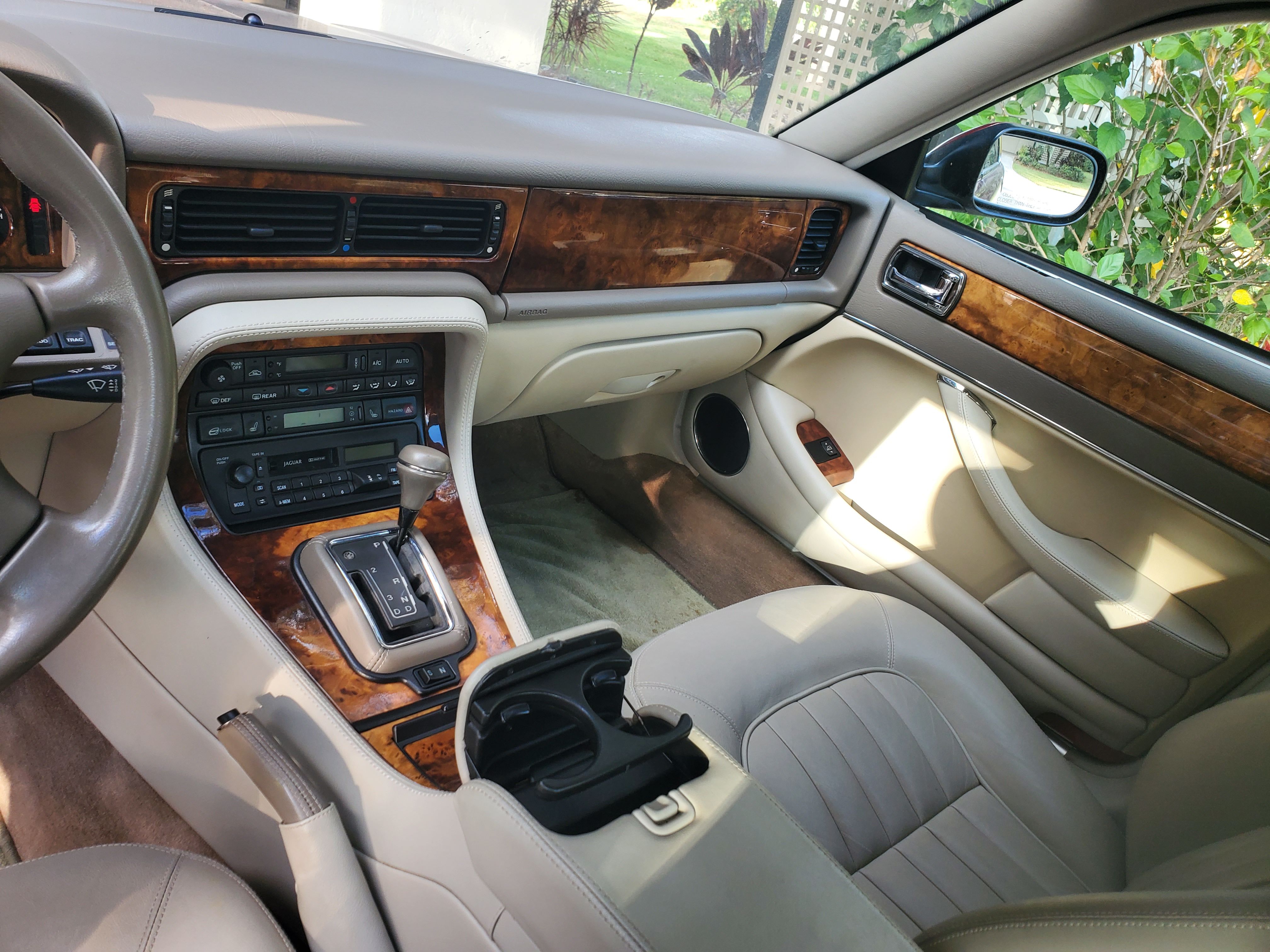 Used 1997 Jaguar XJ6 L RWD image 4