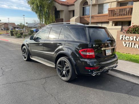 Used 2011 Mercedes-Benz ML 63 AMG 4MATIC image 5
