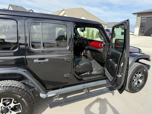 Used 2019 Jeep Wrangler Unlimited Rubicon image 10