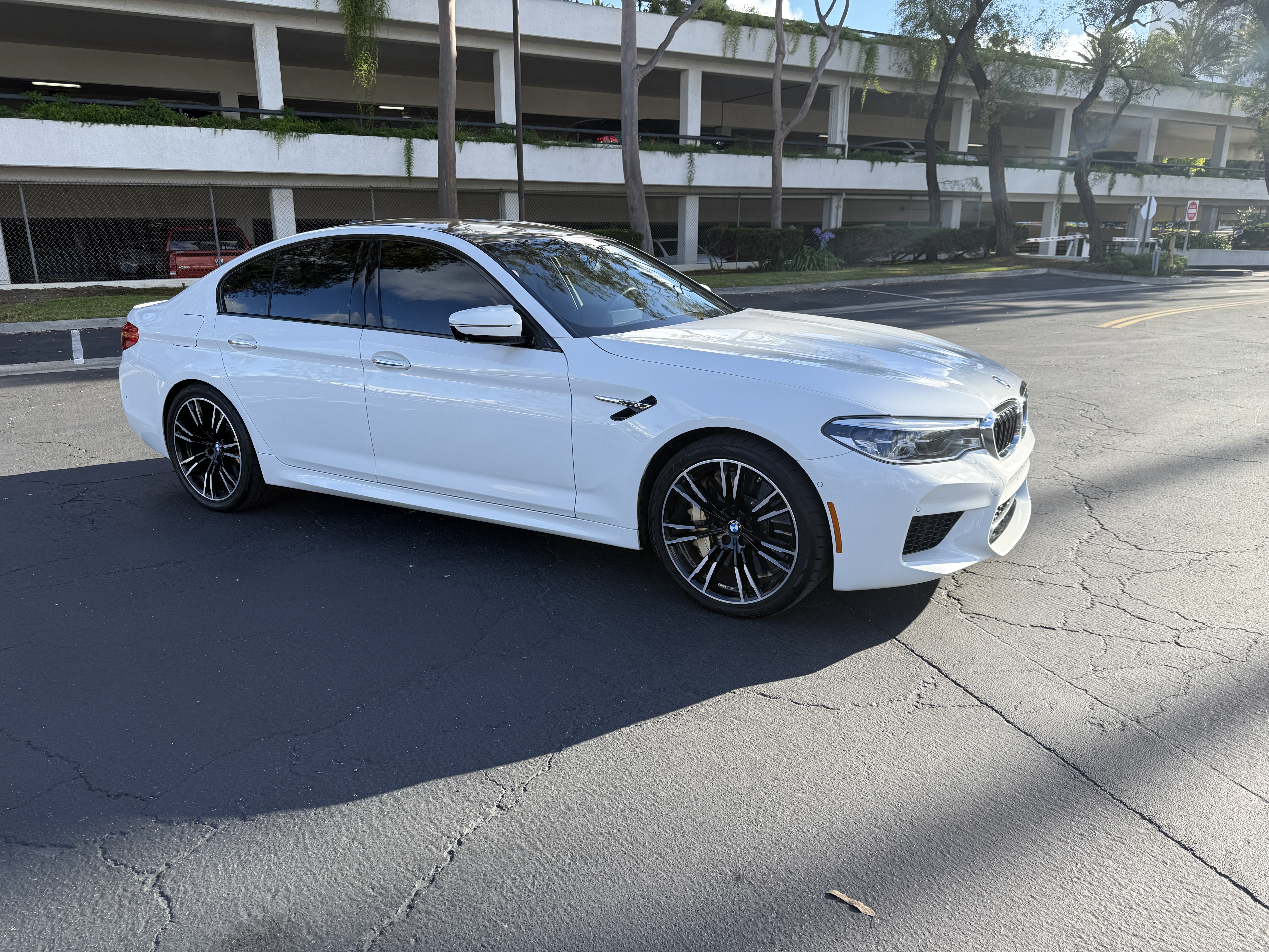 Used 2018 BMW M5 AWD/4WD image 9