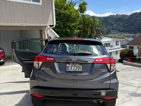 Used 2019 Honda HR-V Sport image 5