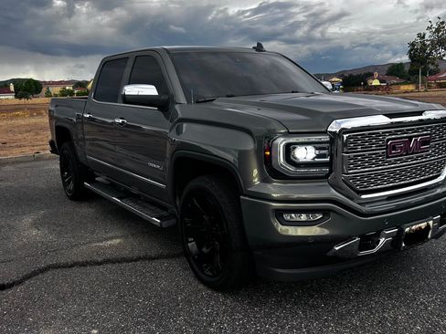 Used 2018 GMC Sierra 1500 Denali AWD/4WD image 4