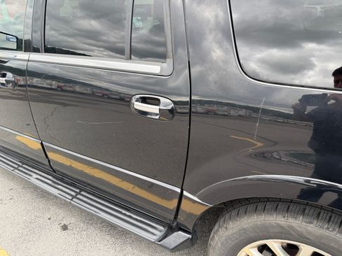 Used 2017 Ford Expedition EL Limited image 11