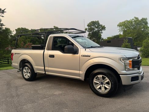 Used 2018 Ford F150 XL w/ Equipment Group 101A Mid RWD image 1