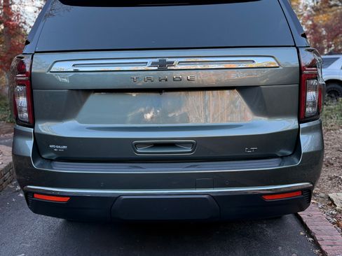 Used 2023 Chevrolet Tahoe LT w/ Luxury Package image 2