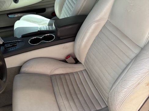 Used 2005 Ford Thunderbird 50th Anniversary image 16