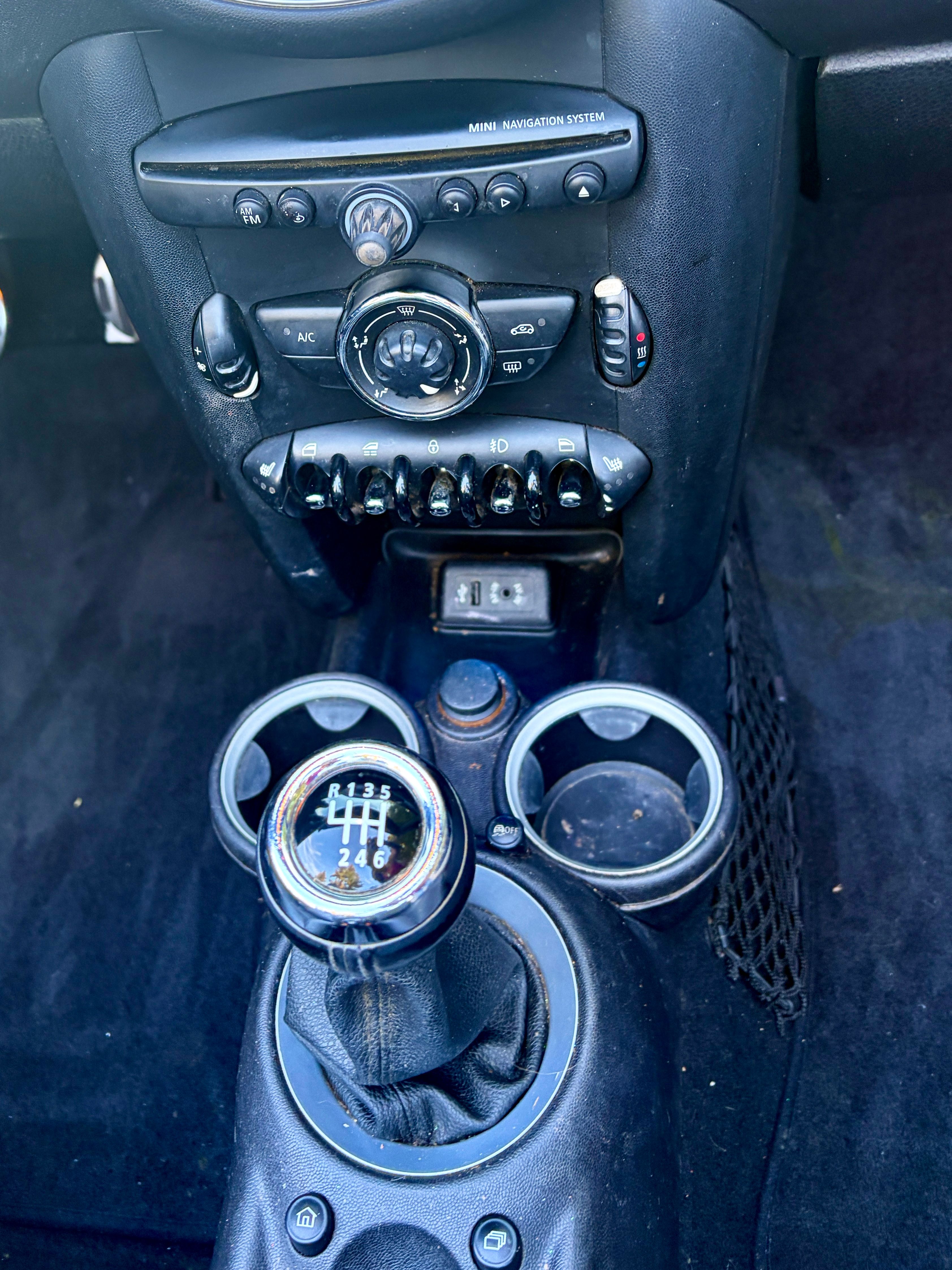 Used 2013 MINI Cooper S FWD image 10