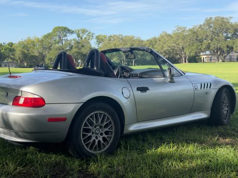 Used 2001 BMW Z3 2.5i RWD image 9
