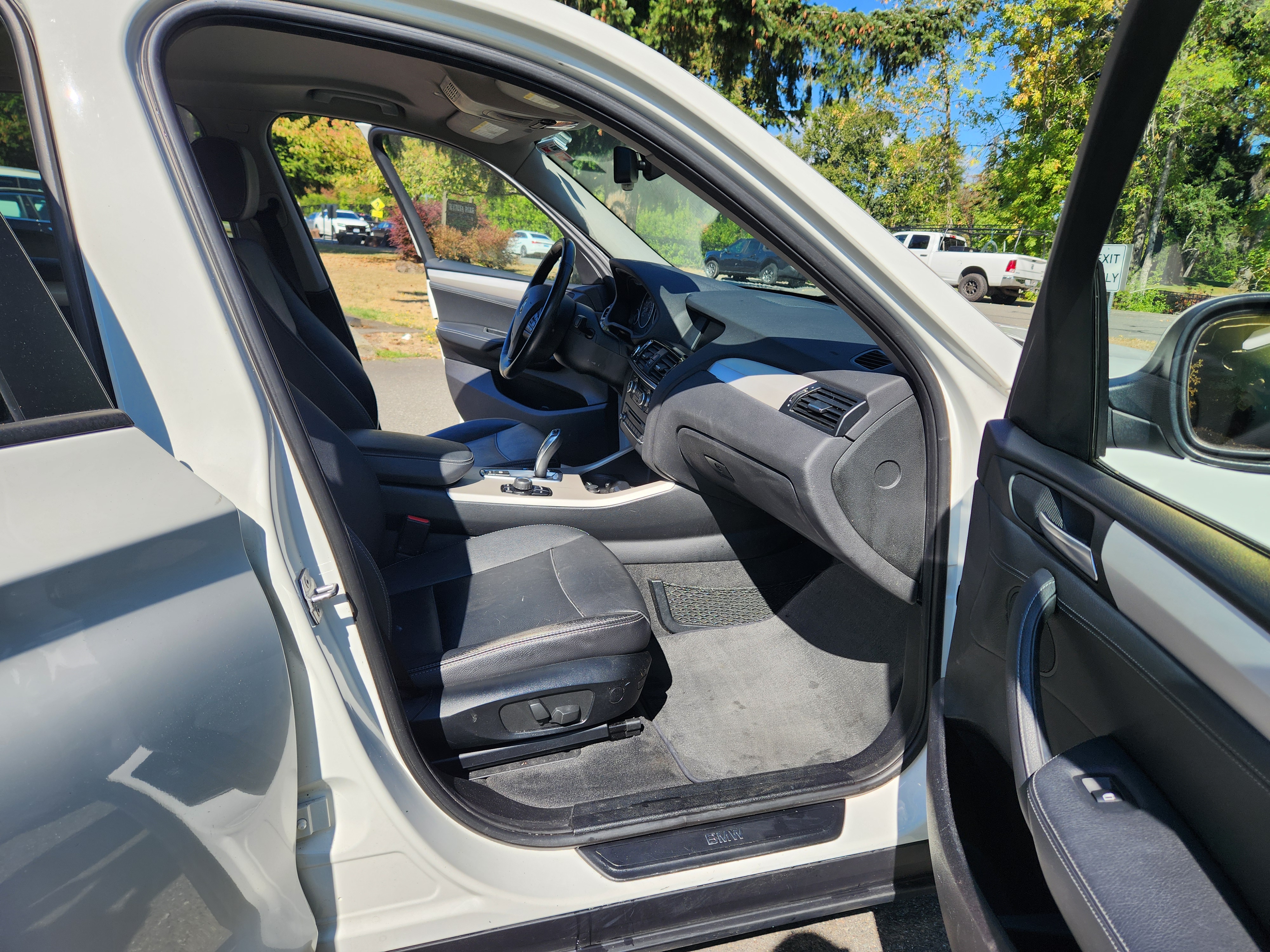 Used 2014 BMW X3 xDrive28i AWD/4WD image 15