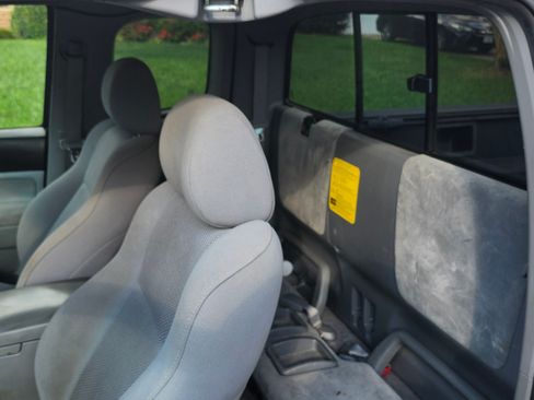 Used 2008 Toyota Tacoma PreRunner image 4