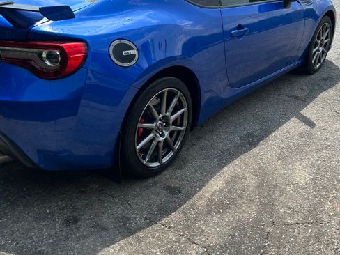 Used 2017 Subaru BRZ Limited w/ Performance Package RWD image 8