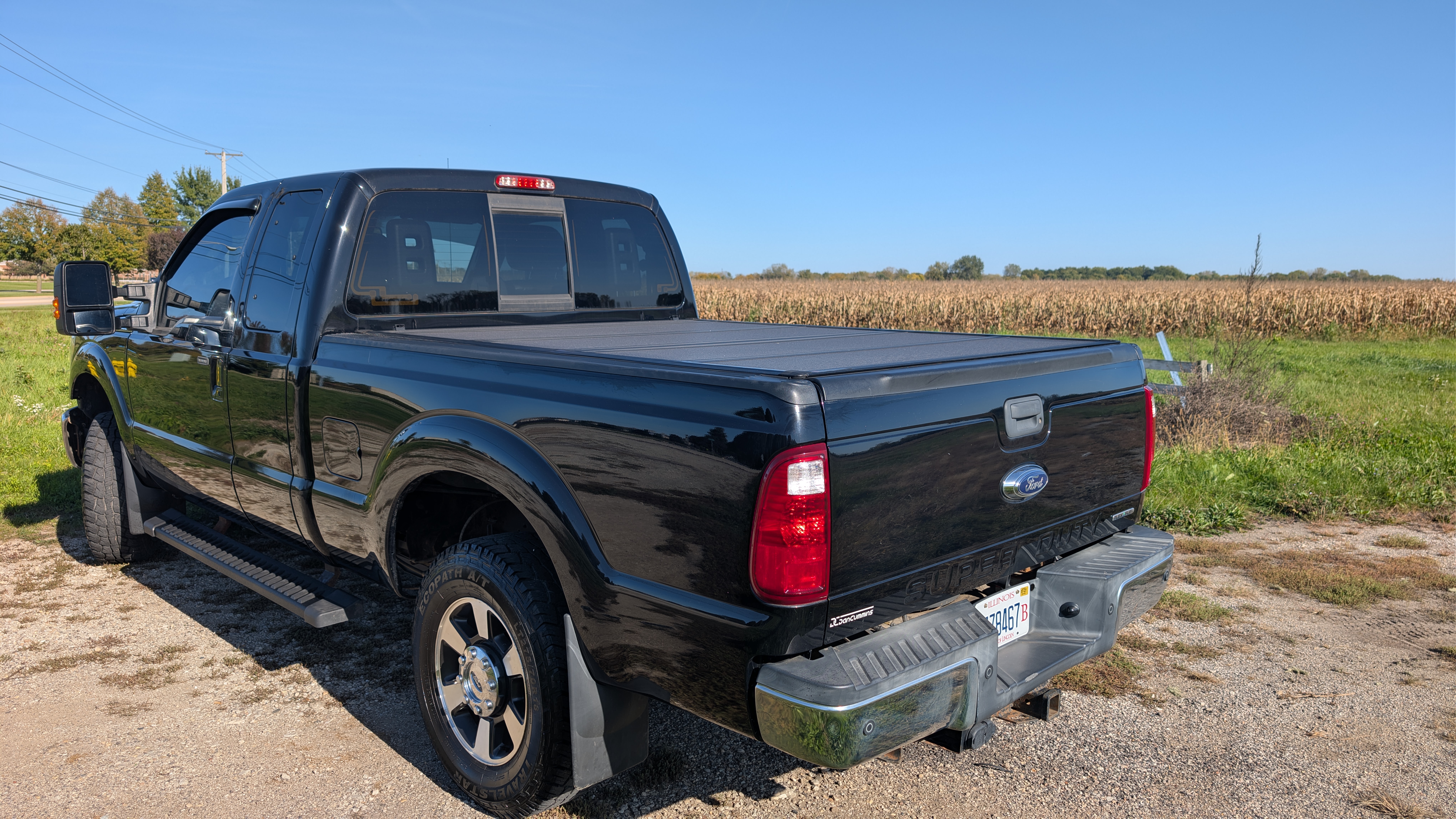 Used 2016 Ford F250 Lariat w/ Lariat Interior Package AWD/4WD image 4