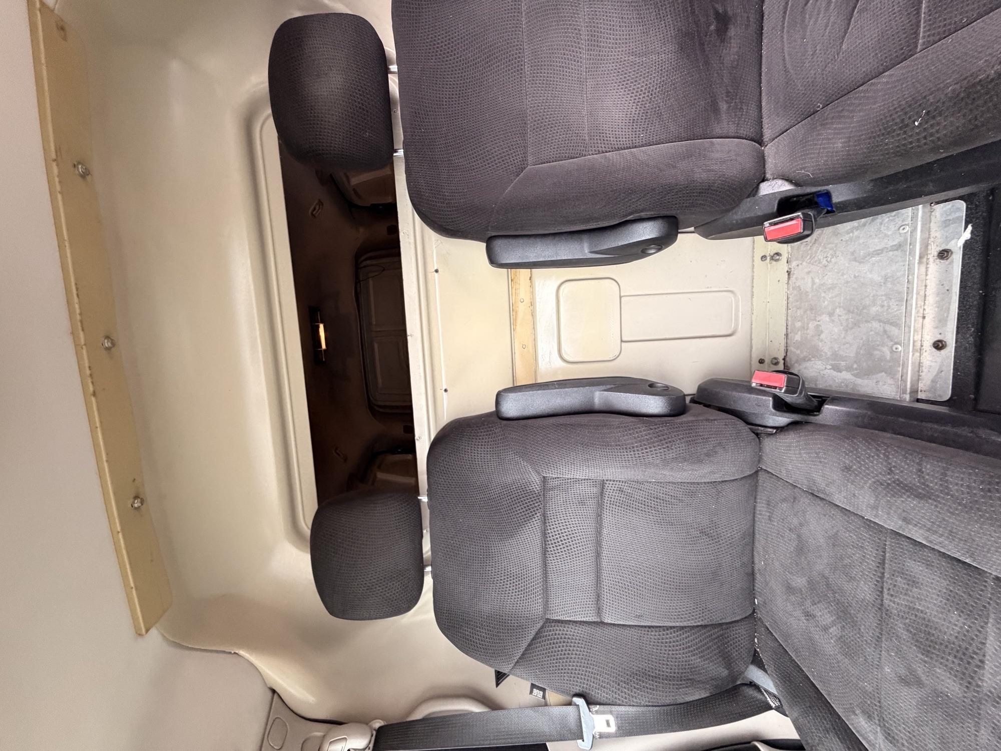 Used 2013 RAM C/V Tradesman FWD image 16