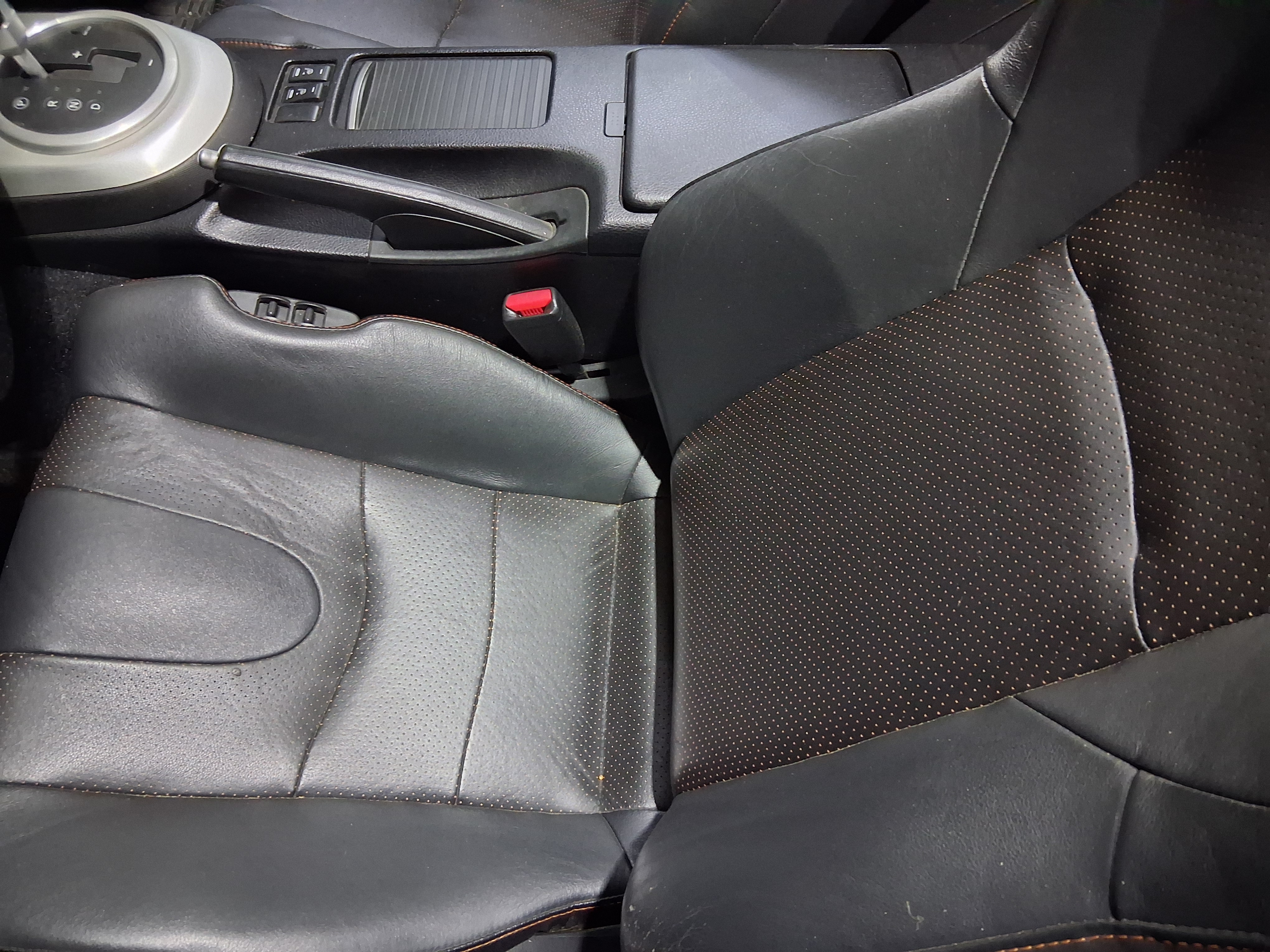 Used 2008 Nissan 350Z Grand Touring RWD image 11