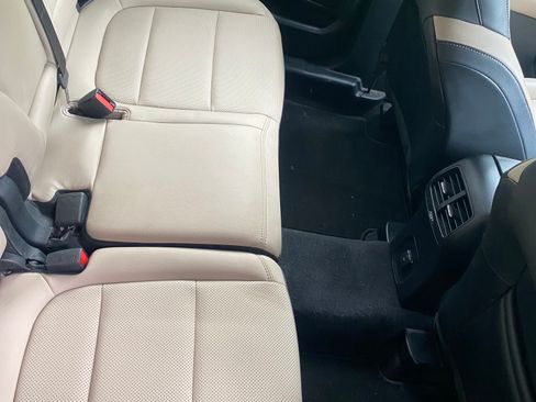 Used 2020 Ford Escape SEL AWD/4WD image 12