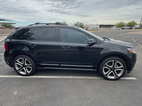 Used 2013 Ford Edge Sport w/ Driver Entry Pkg image 4