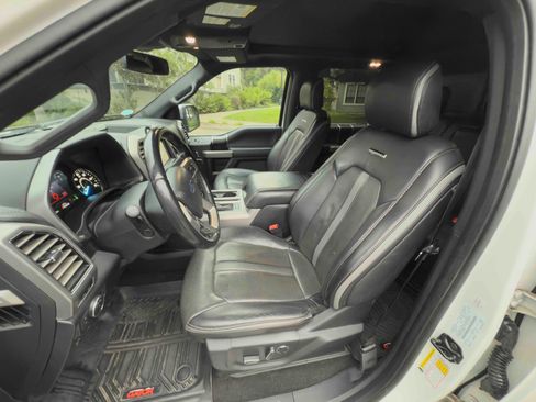 Used 2018 Ford F150 Platinum w/ Equipment Group 701A Luxury image 11