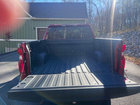 Used 2024 Chevrolet Silverado 1500 RST w/ Z71 Off-Road Package image 6