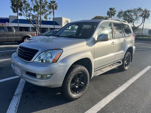 Used 2005 Lexus GX 470 image 1