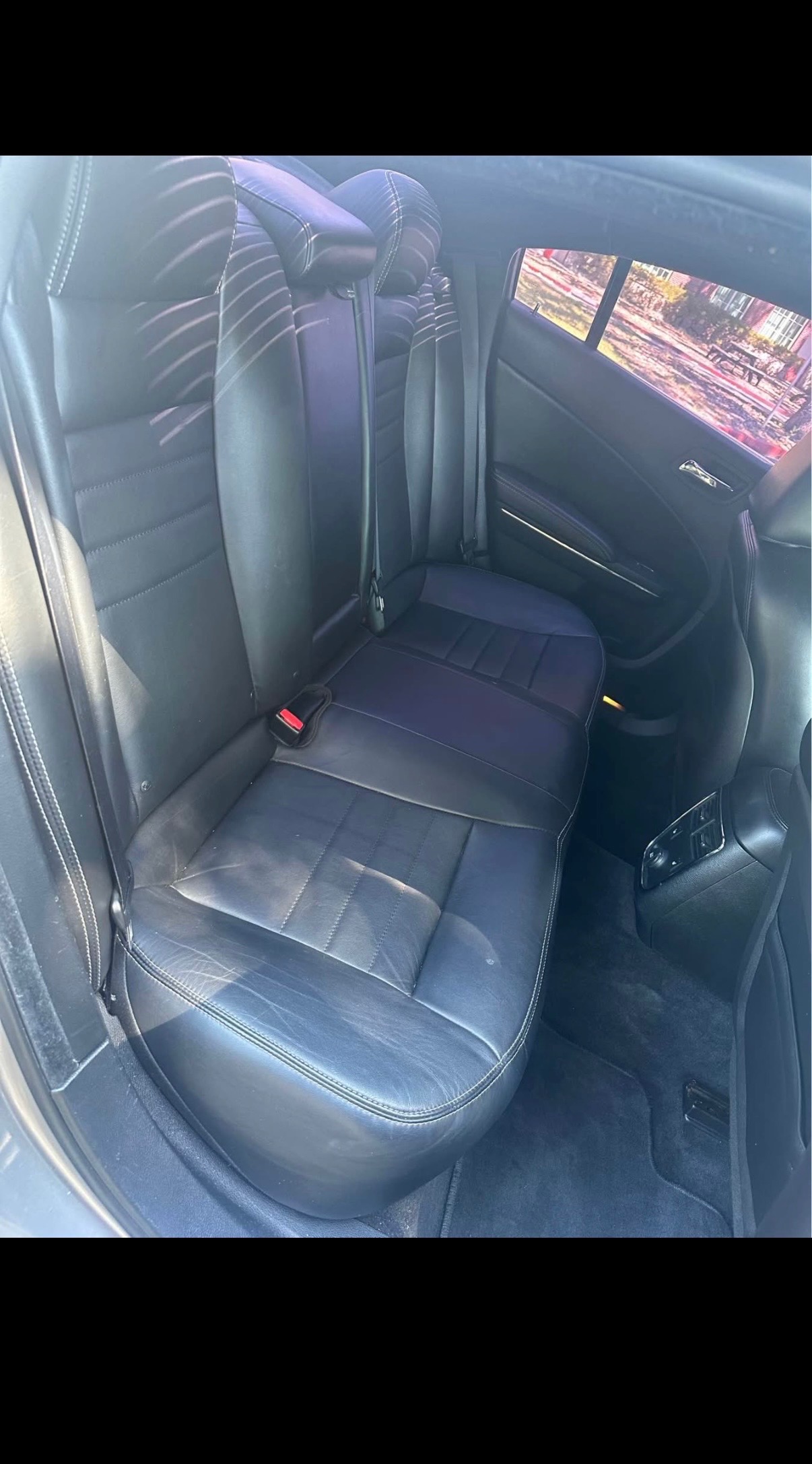 Used 2013 Dodge Charger SE w/ Leather Interior Group RWD image 9