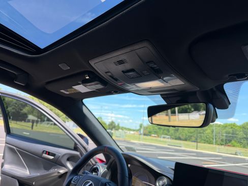 Used 2021 Lexus IS 350 F Sport RWD image 25