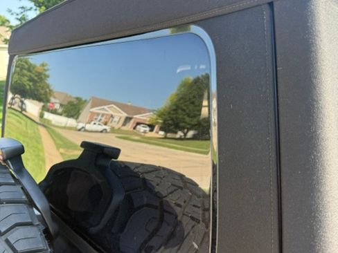 Used 2018 Jeep Wrangler Unlimited Sport AWD/4WD image 28