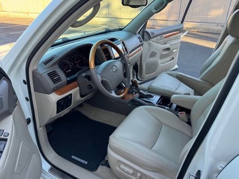 Used 2004 Lexus GX 470 470 Sport Utility 4D image 4