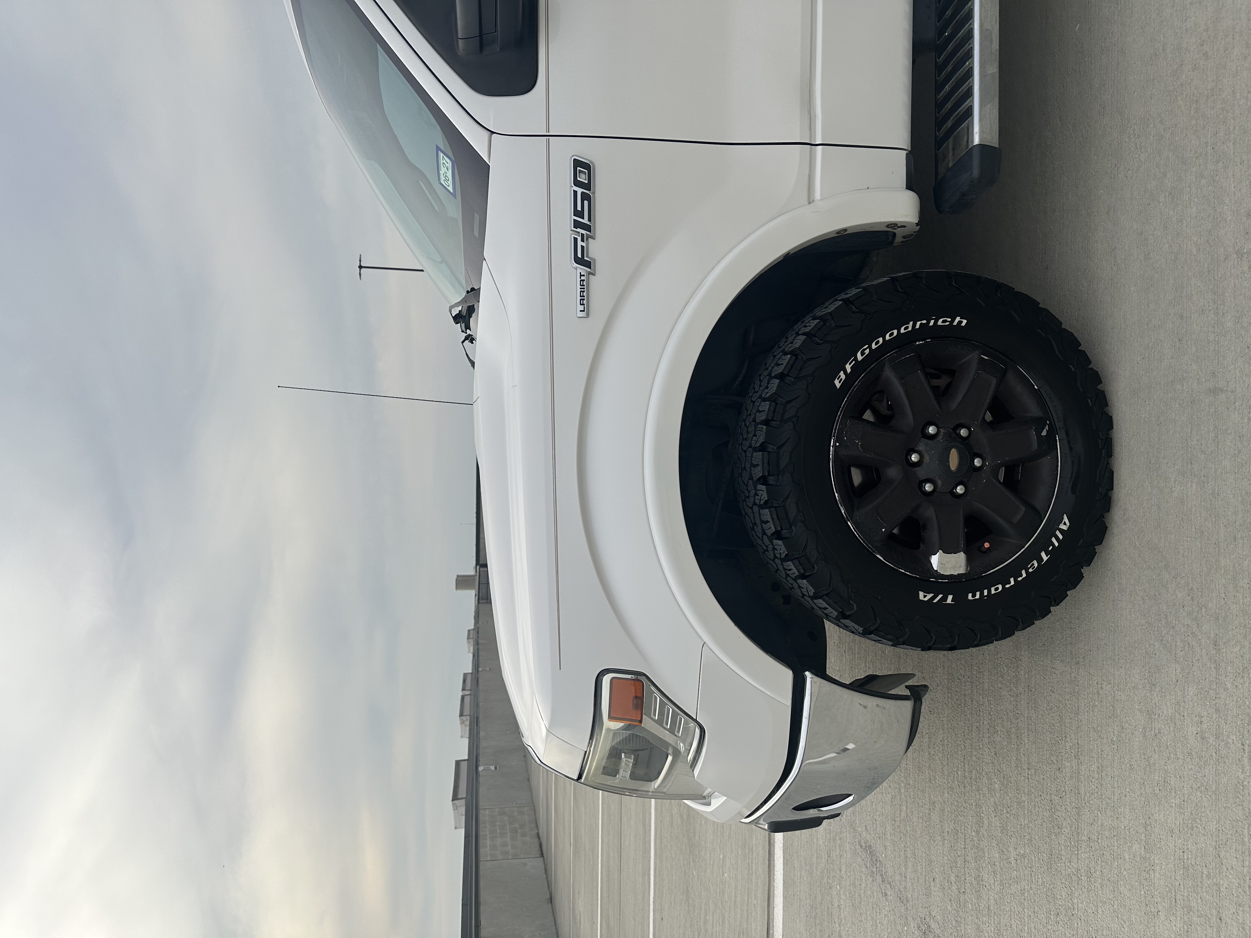 Used 2013 Ford F150 Lariat w/ Luxury Equipment Group AWD/4WD image 6