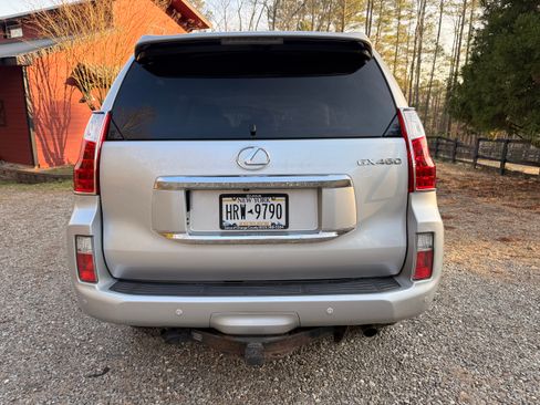 Used 2013 Lexus GX 460 460 Sport Utility 4D image 4